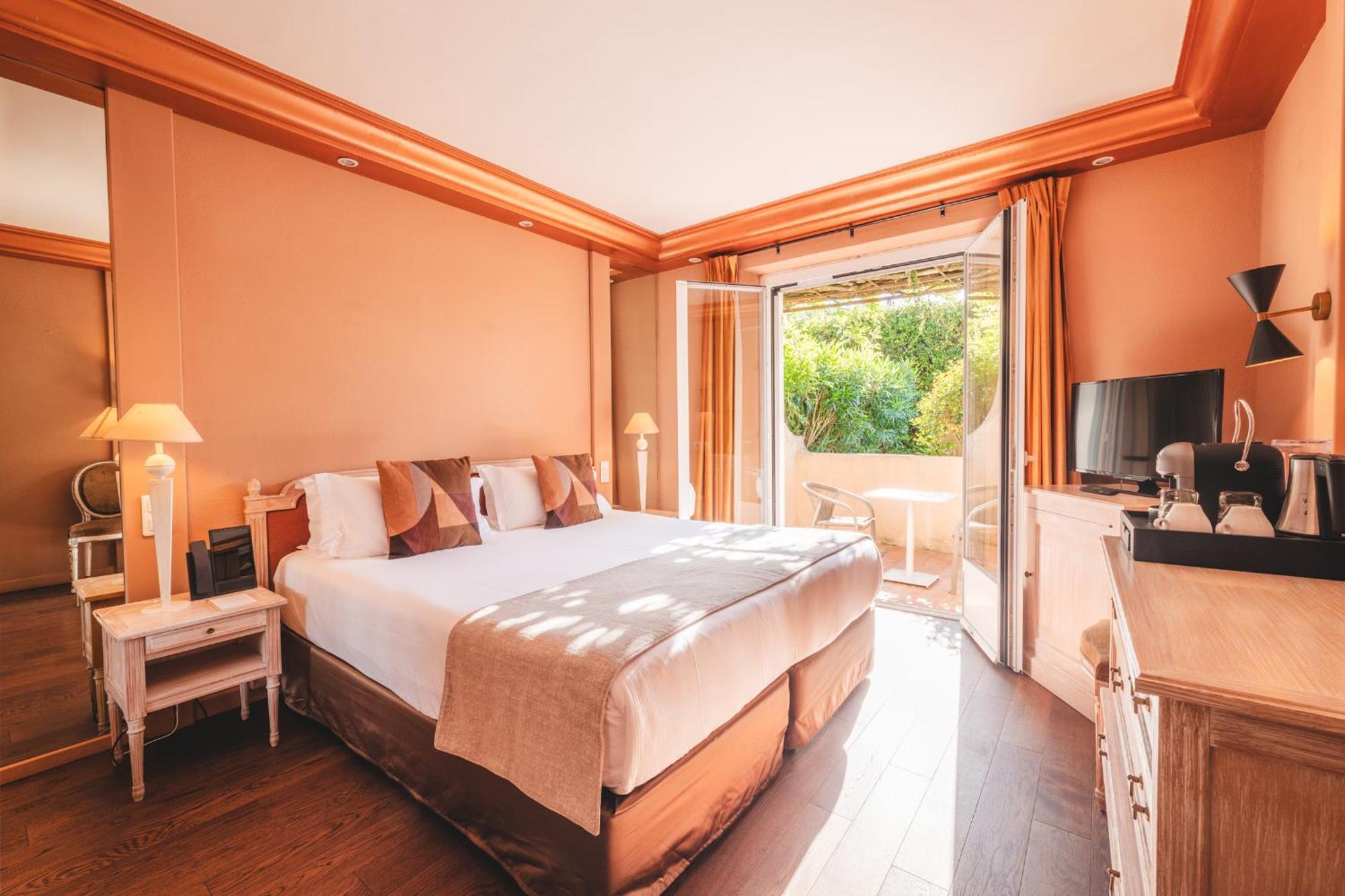 Hôtel La Mandarine Saint-Tropez Esterno foto